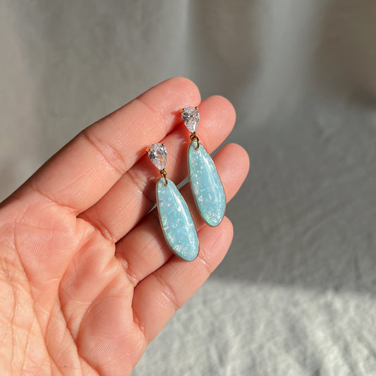 Iri 2 (Sky Blue Opal)