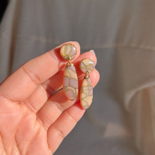 Iri – Large (Peach Rose Goldstone)