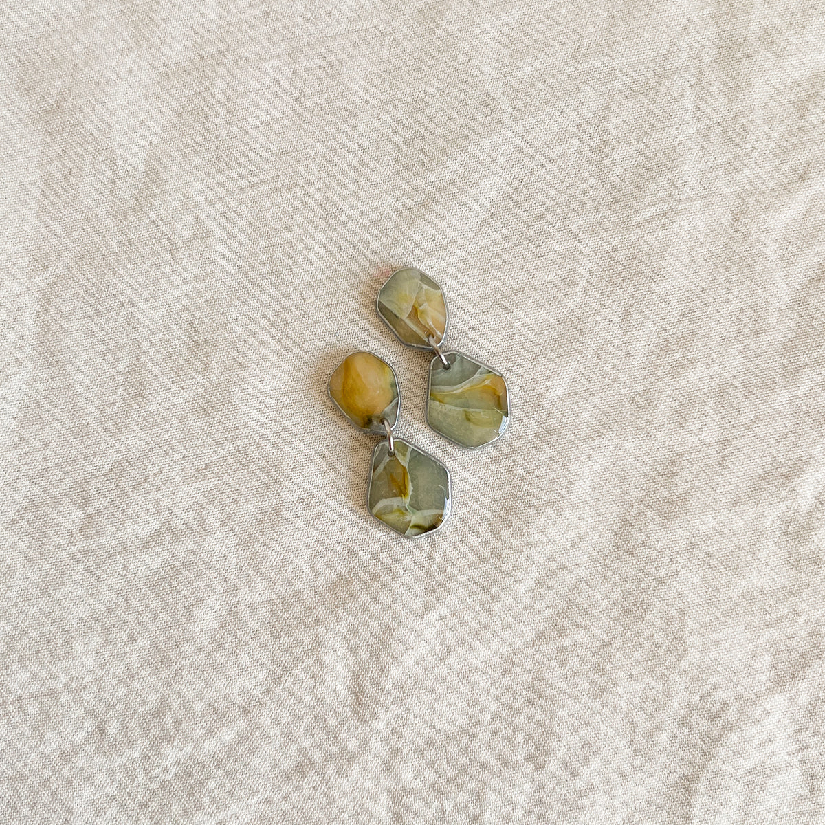 Tessera (Honeyed Sage)