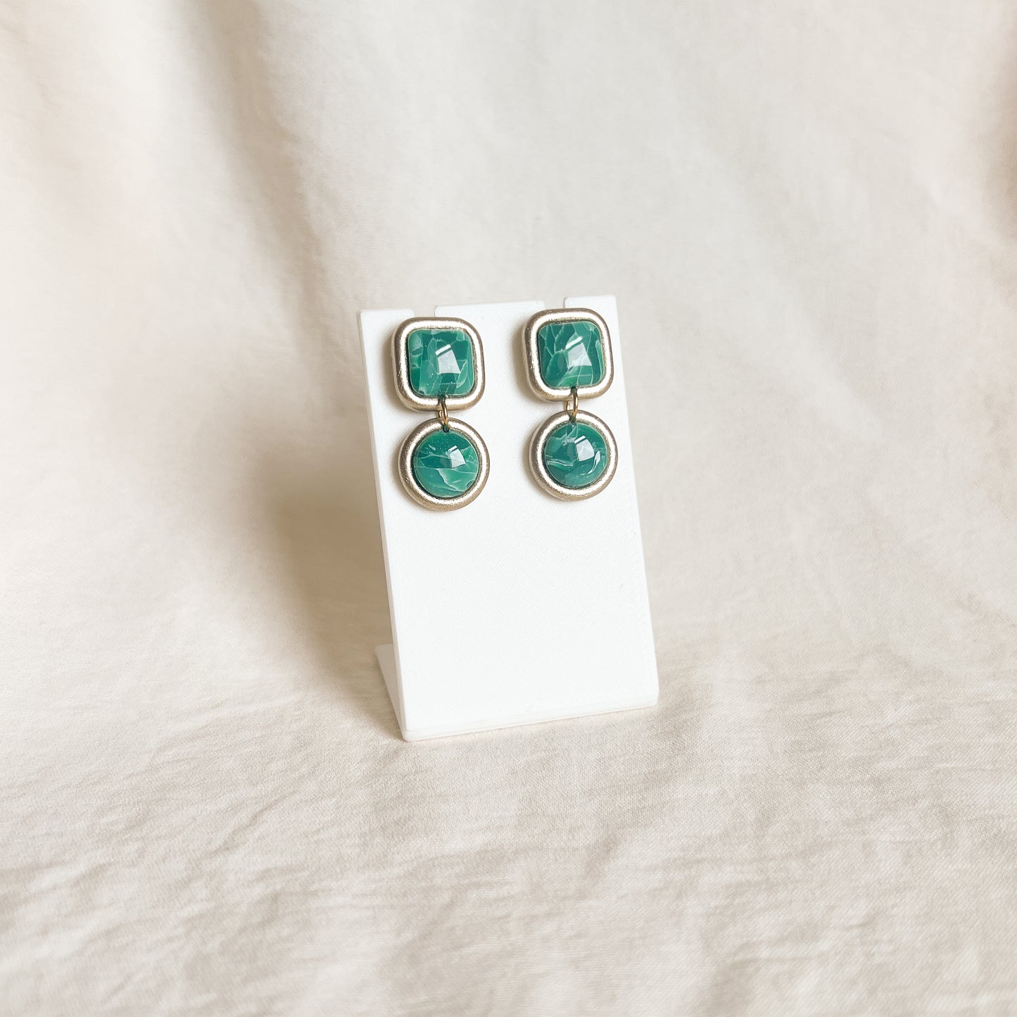 Square & Dot Bezels