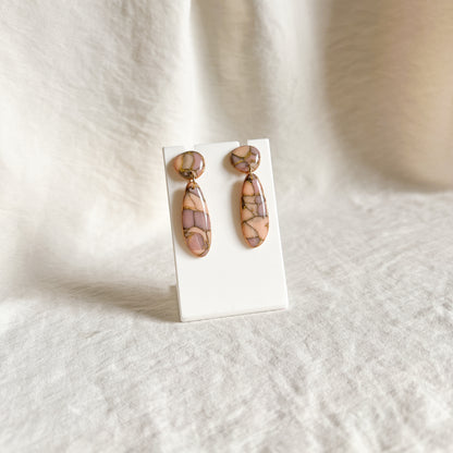 Iri – Large (Peach Rose Goldstone)