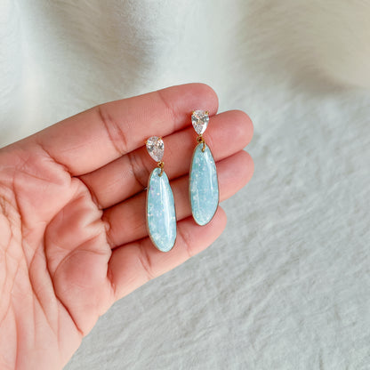 Iri 2 (Sky Blue Opal)