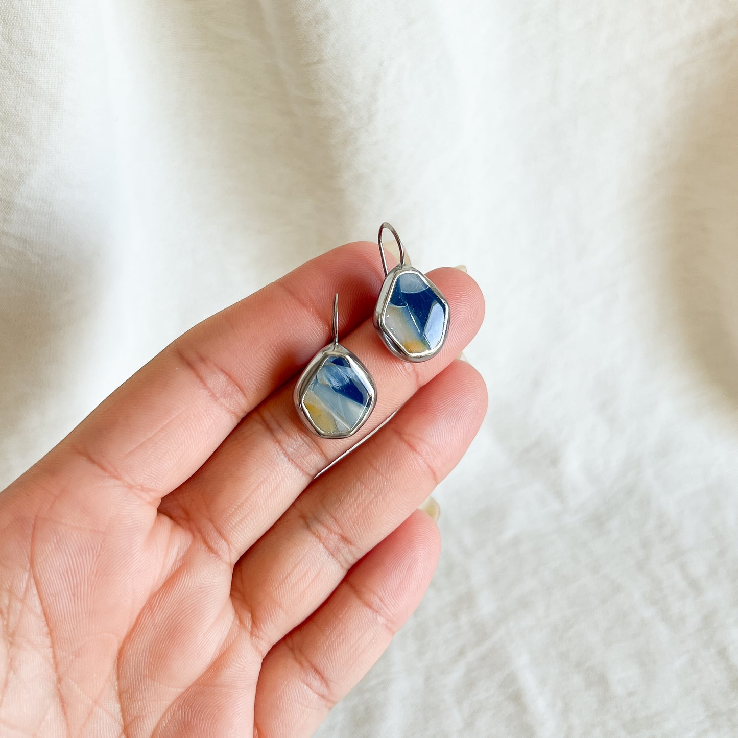 Floating Tessera (Ember Blue)