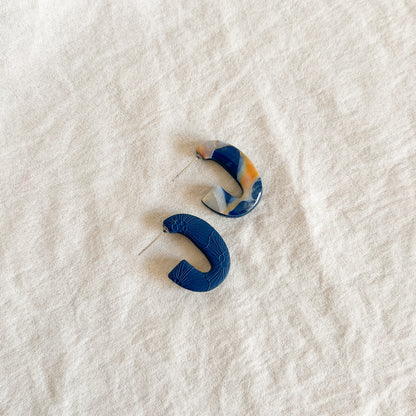 Oval Huggie Hoops (Ember Blue)