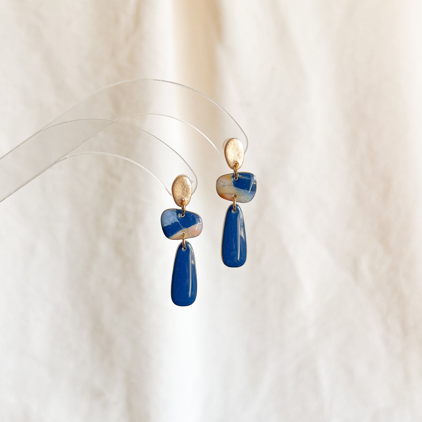 Lilia (Ember Blue)