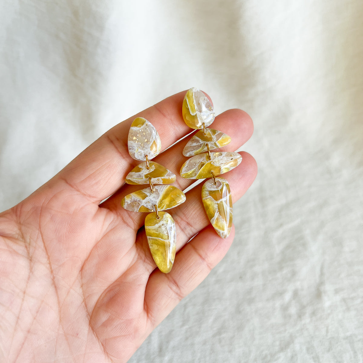 Althea (Citrine Yellow)