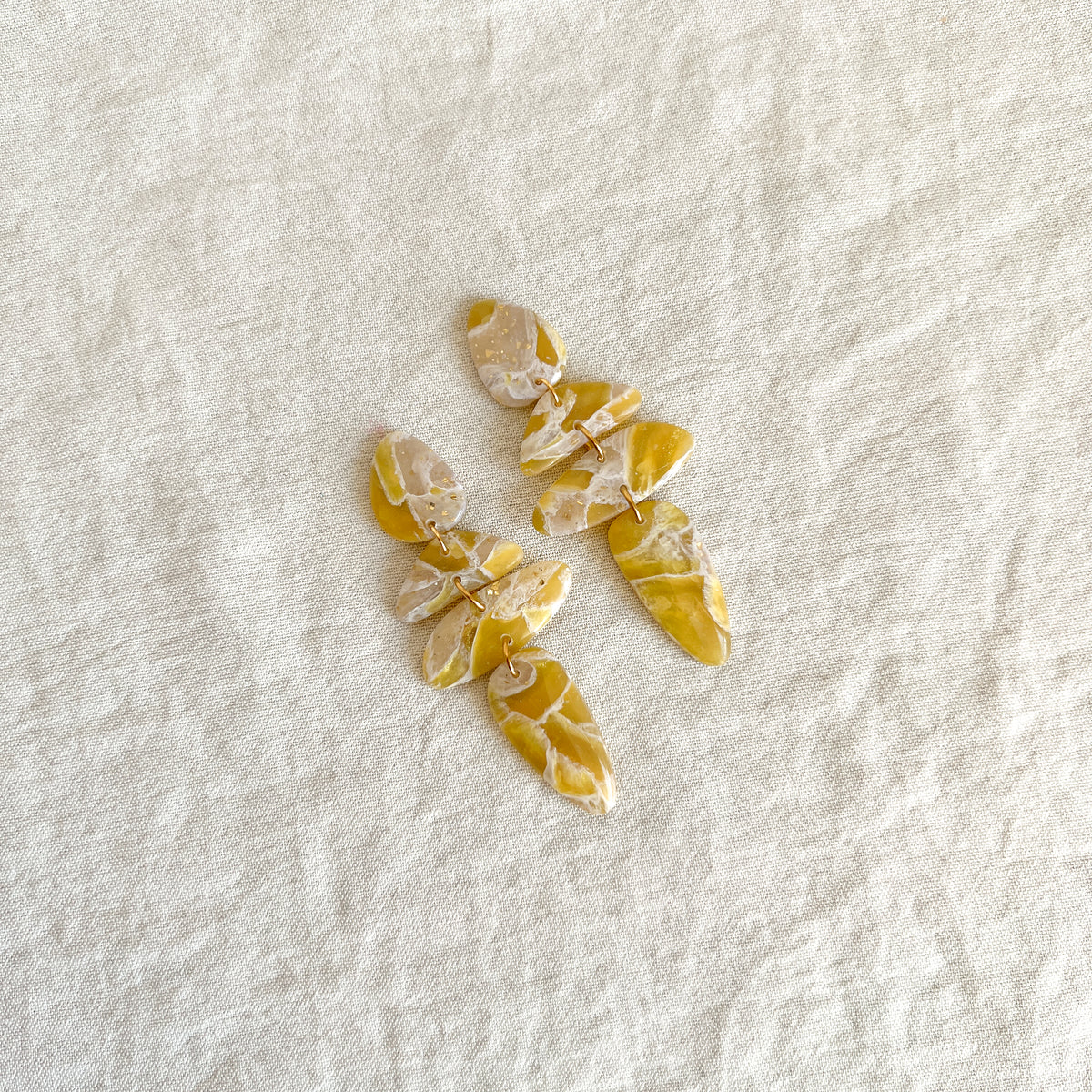 Althea (Citrine Yellow)